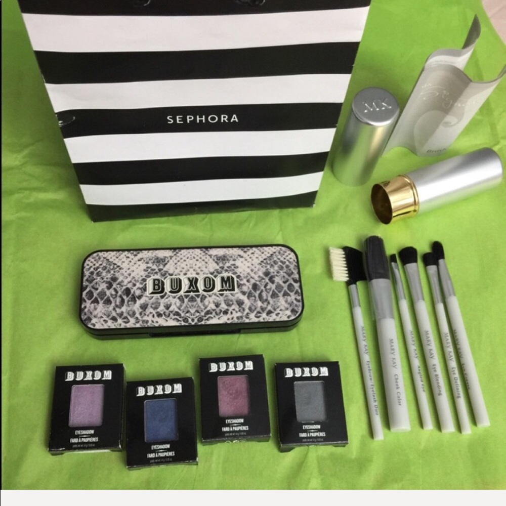 🛑SOLD🛑 Buxom Bundle 💙 - Picture 6 of 7
